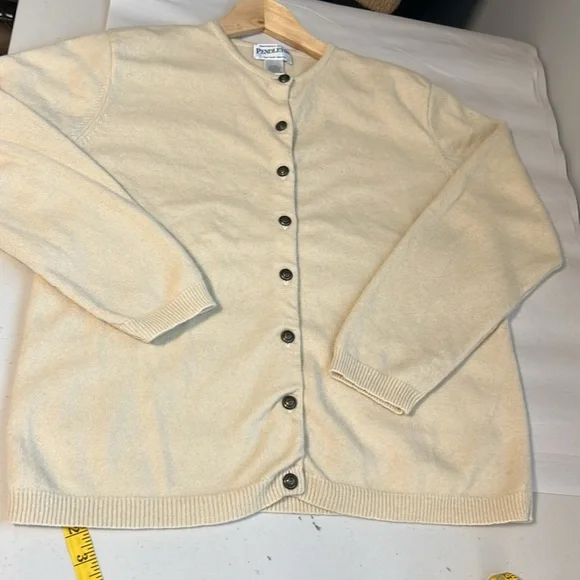 Pendleton Cream Button-Up Cardigan - Picture 4 of 13